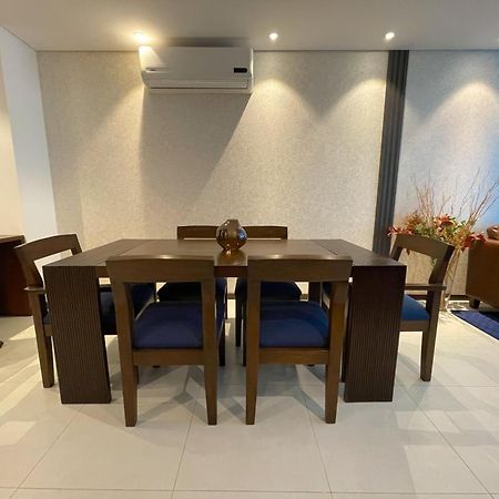 Luxurious Stay At Modern Apartment 산타 크루즈 드 라 시에라 외부 사진